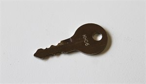 BUZZ KEY NR KH01 NØGLE VED TRÆKLÅS